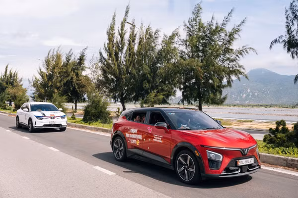 Mua xe trước Tết: Vì sao VinFast VF 7 là C-SUV đáng giá nhất phân khúc