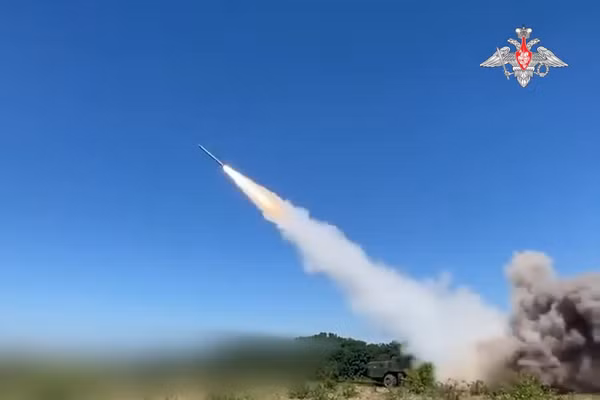 Nga tăng sức ép trên 6 hướng, xóa sổ xe bọc thép VAB, pháo Krab và M777 của Ukraine