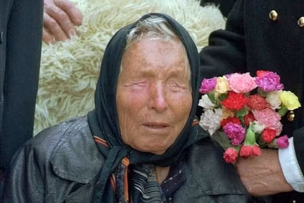 Bà Baba Vanga (trong ảnh) là một nhà tiên tri người Bulgaria.