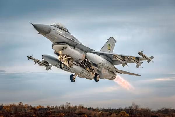 Máy bay F-16 của Ukraine.