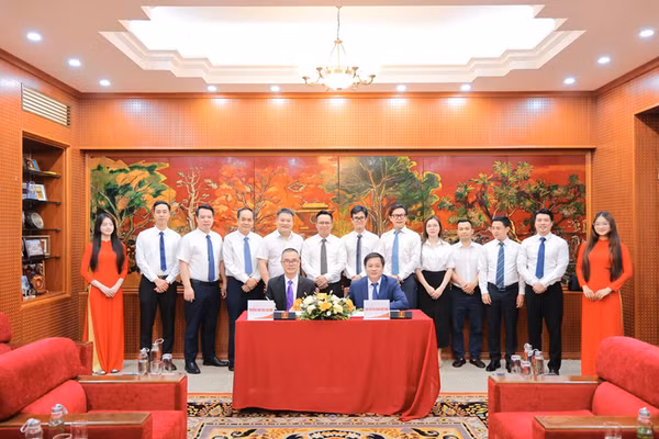 Tạp chí Gia đình Việt Nam và Trường Đại học Hà Nội bắt tay lan tỏa giá trị gia đình Việt