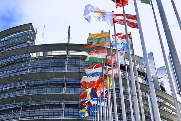 Trước sức ép Mỹ, EU muốn đẩy quan hệ lên mức chưa từng có với Canada