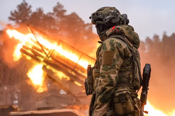Nga tuyên bố quét sạch loạt pháo, hạ hàng trăm UAV Ukraine trong 24 giờ