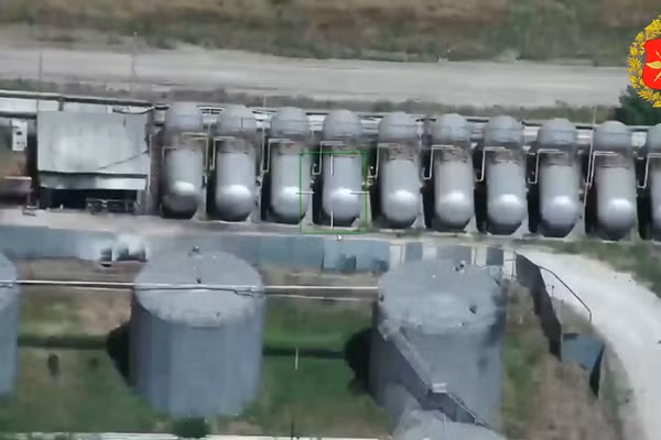 Nga trút lửa tập kích kho dầu của Ukraine, kiểm soát thêm loạt lãnh thổ