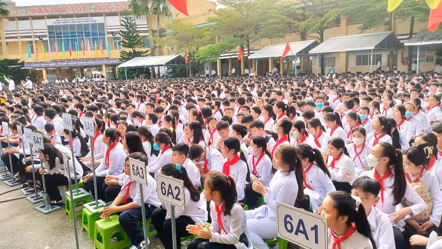 truong-thpt-ho-thi-ky.jpg