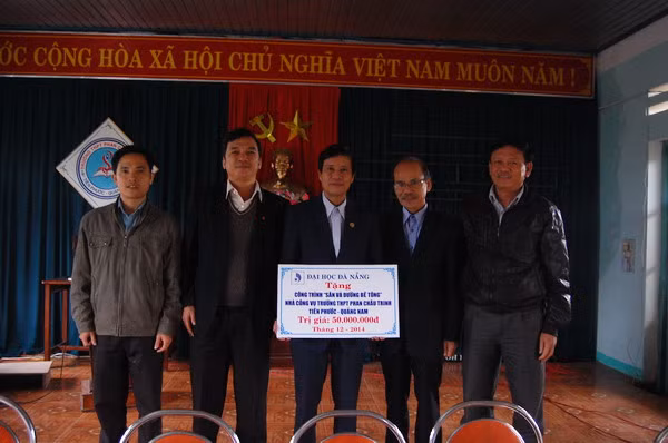 Công đoàn ĐH Đà Nẵng hỗ trợ nhà công vụ cho 3 trường THPT