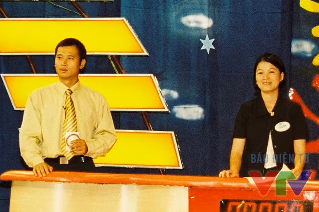  Nổi tiếng là một MC thông minh và dí dỏm, Long Vũ được khán giả rất yêu mến. Anh thể hiện tài năng cầm mic của mình nhiều chương trình khác nhau từ thể thao tới các chương trình truyền hình giải trí, trong đó có Chiếc nón kỳ diệu. 