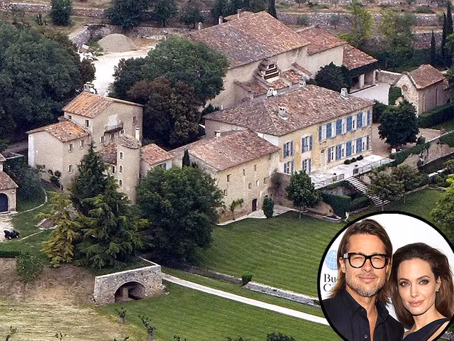  Toàn cảnh khối biệt thự Château Mirval đồ sộ ở Ý của vợ chồng Pitt Jolie. 