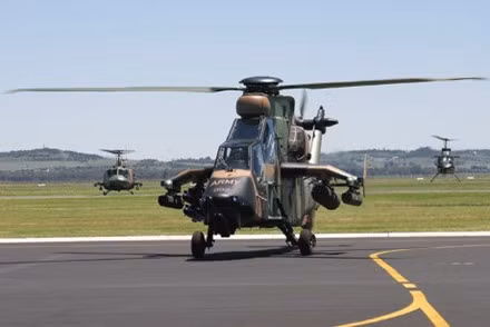 Trực thăng Eurocopter Tiger được trang bị hàng loạt hệ thống tác chiến điện tử hiện đại như hệ thống điều khiển tên lửa MILDS của Đức, hệ thống xử lý trung tâm Thales do Anh sản xuất và hệ thống hồng ngoại giúp trực thăng Eurocopter Tiger dễ dàng hoạt động trong điều kiện đêm tối.