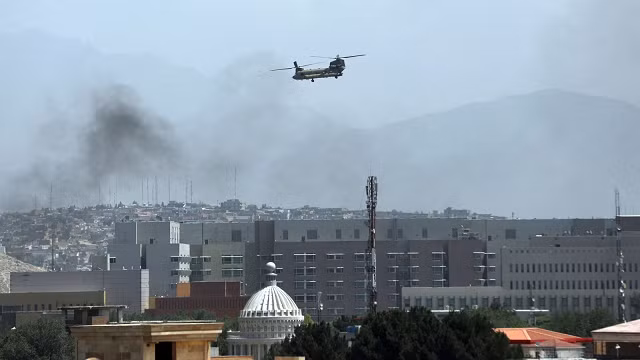 Trực thăng Mỹ tại Đại sứ quán Mỹ ở Afghanistan