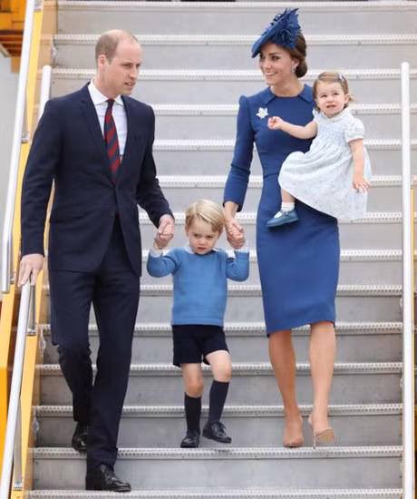 Ghen ti truoc anh gia dinh ngot ngao cua vo chong Hoang tu William va hai con - Anh 5