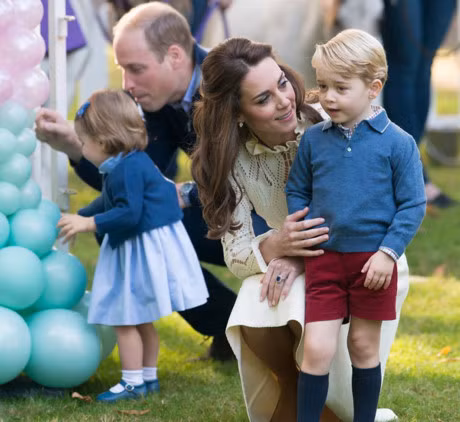 Ghen ti truoc anh gia dinh ngot ngao cua vo chong Hoang tu William va hai con - Anh 4