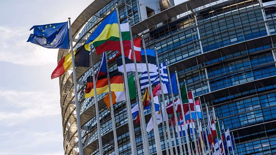 Quốc kỳ các nước thành viên EU.