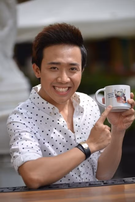 Cốc yêu thương của Trấn Thành - “Ba nghiêm khắc nhưng con cần là có”. 7 cách khiến Tết thêm tình không bao giờ lỗi mốt