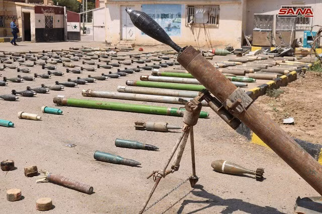 Quân đội Syria phát hiện kho vũ khí lớn của IS ở Deir Ezzor