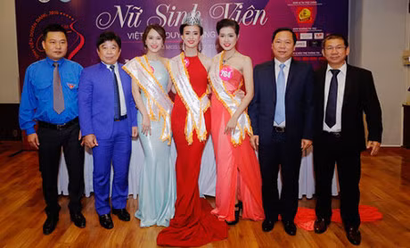 Xuan Bac toc xoan sanh dieu, 