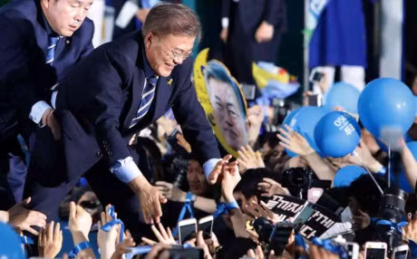 Moonbama: Tong thong Moon Jae-in duoc vi nhu Obama cua Han Quoc - Anh 4