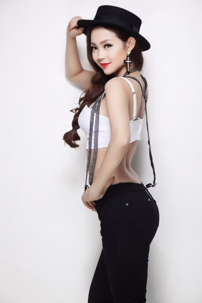 "Tới giờ tôi vẫn hồn nhiên, có khi còn hồn nhiên hơn xưa". d