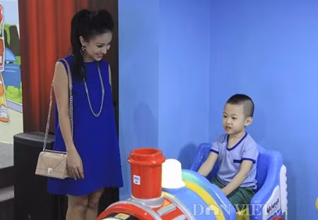 Thanh Van Hugo: Lo lang vi con trai hay nhong nheo