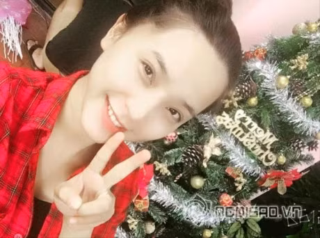 Ron rang khong khi giang sinh trong tung nha Sao Viet - Anh 25