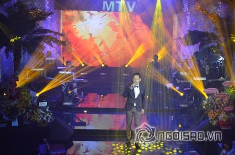 Cuoc song cua ca si Duy Manh sau khi bi tram cam vi an choi trac tang - Anh 9