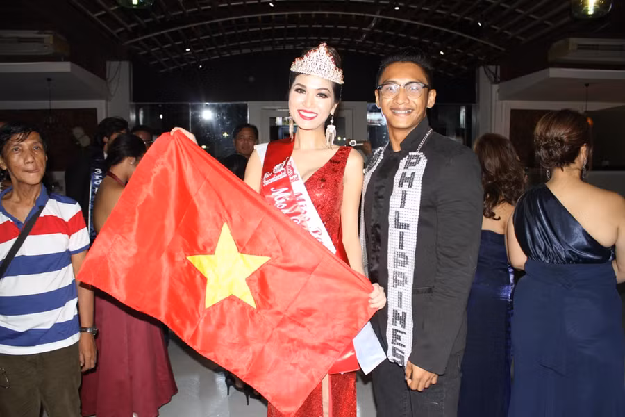 Đường đến vương miện Hoa hậu Thế giới toàn cầu của Oanh Yến - Ảnh 11 Đường đến vương miện Hoa hậu Thế giới toàn cầu của Oanh Yến - Ảnh 11