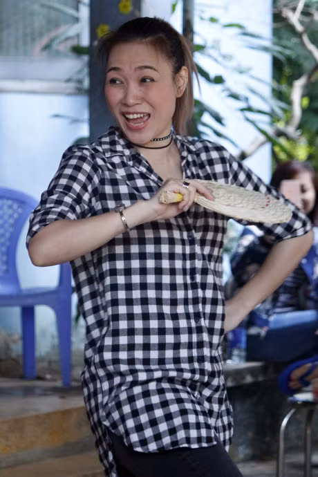 My Tam tinh cam khi tham cac nghe si o vien duong lao - Anh 9