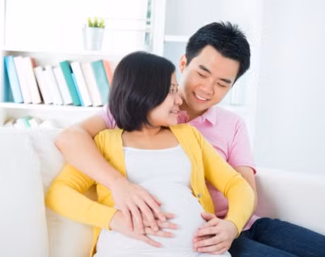 8 cau noi gay ton thuong cac ong chong can tranh khi vo dang mang bau - Anh 2