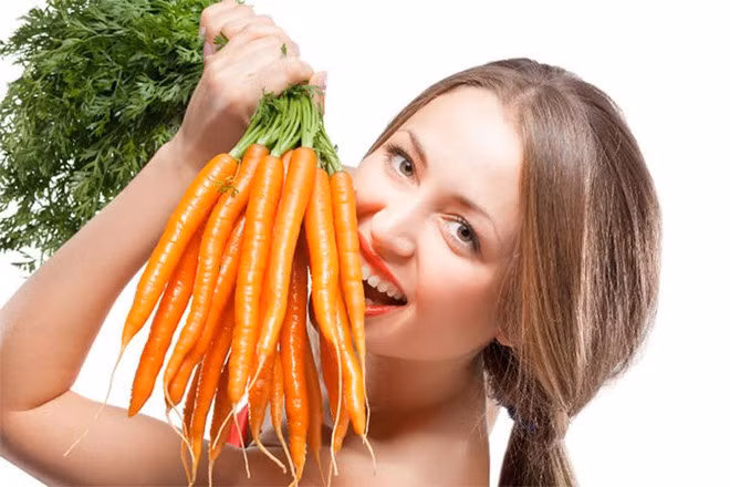 7 công dụng làm đẹp tuyệt vời từ cà rốt