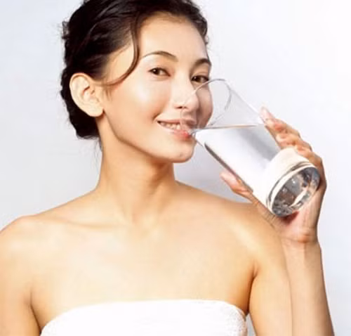 Dáng đẹp, da mịn nhờ 7 loại đồ uống dễ tìm ảnh 1