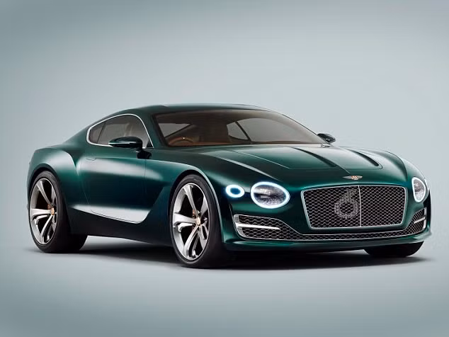 Talal từng tặng 25 chiếc Bentley cho đội bóng trong nước. Ảnh: Daily Mail 1