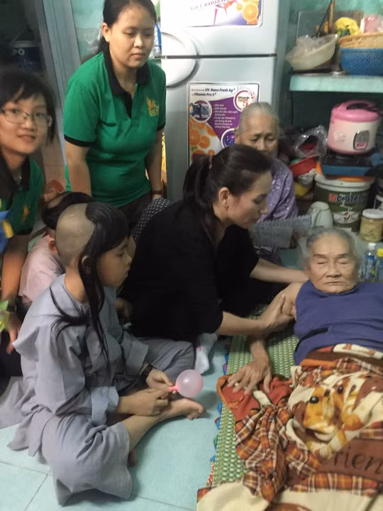  Con chị phải học bài học làm người trước khi học những điều khác từ cuộc sống 