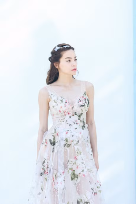 Ho Ngoc Ha he lo doan ket phim ngan bang MV moi - Anh 9