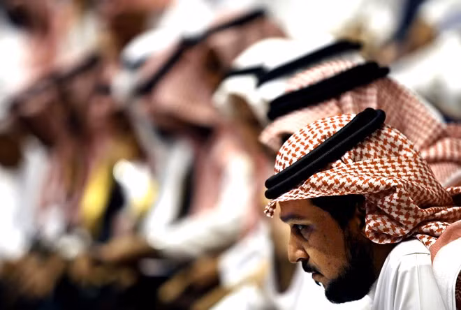 3. Quản lý quỹ của ngân hàng Lương trung bình: 15.065 USD một tháng Ảnh: Arabianbusiness. Ảnh: Arabianbusiness