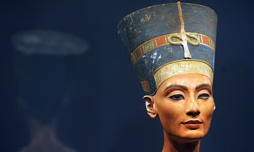 Lý do Nefertiti được coi là nữ hoàng đẹp nhất Ai Cập