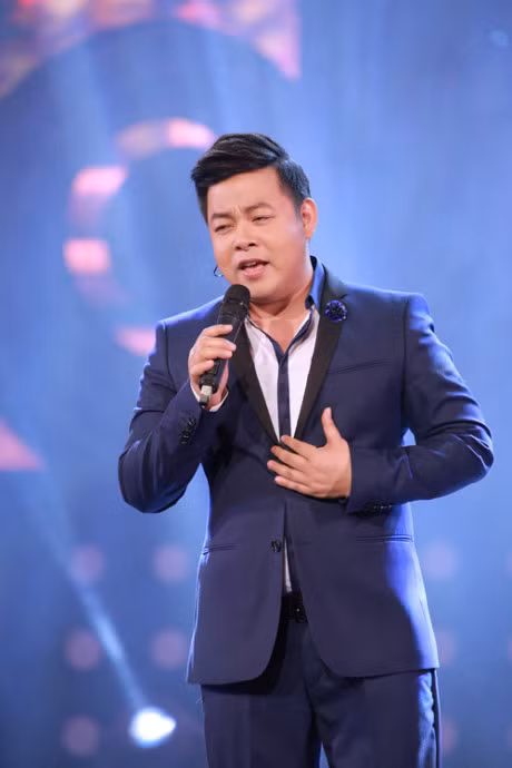 Khong con scandal nhu truoc, Quang Le lam rung dong, lay di nuoc mat cua trieu trai tim - Anh 3