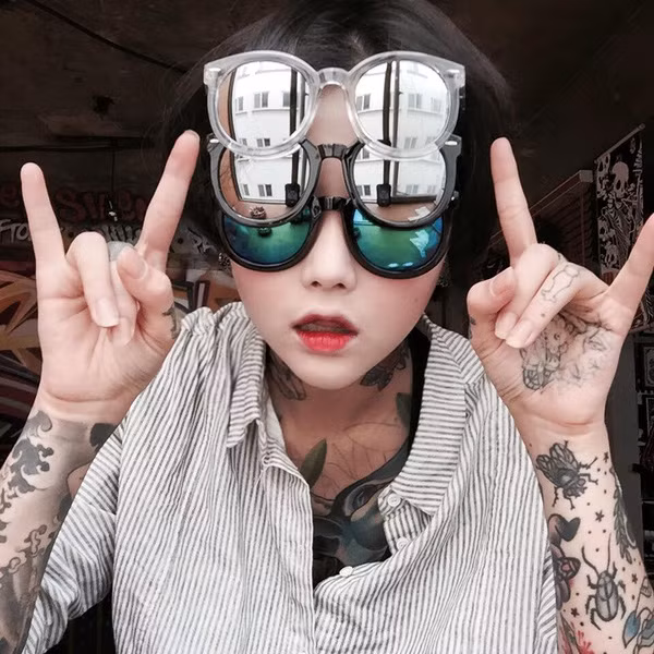 Vẻ đẹp ngọt ngào như nữ sinh của nữ nghệ nhân xăm mình Hàn Quốc ảnh 13