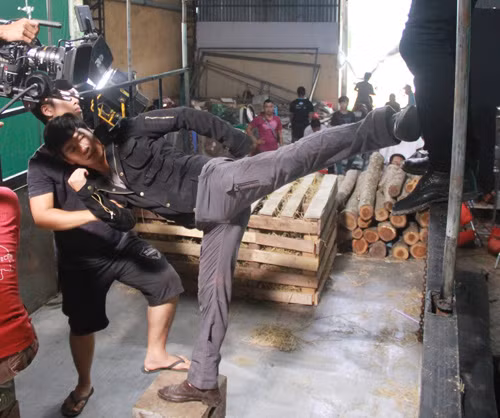 Hé lộ những cảnh thót tim của Lý Hải trong phim bạc tỷ ảnh 3 Hé lộ những cảnh thót tim của Lý Hải trong phim bạc tỷ ảnh 3