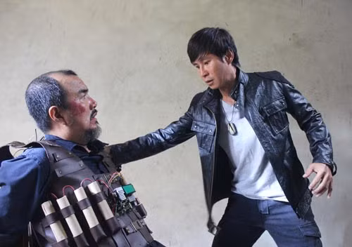 Hé lộ những cảnh thót tim của Lý Hải trong phim bạc tỷ ảnh 11 Hé lộ những cảnh thót tim của Lý Hải trong phim bạc tỷ ảnh 11