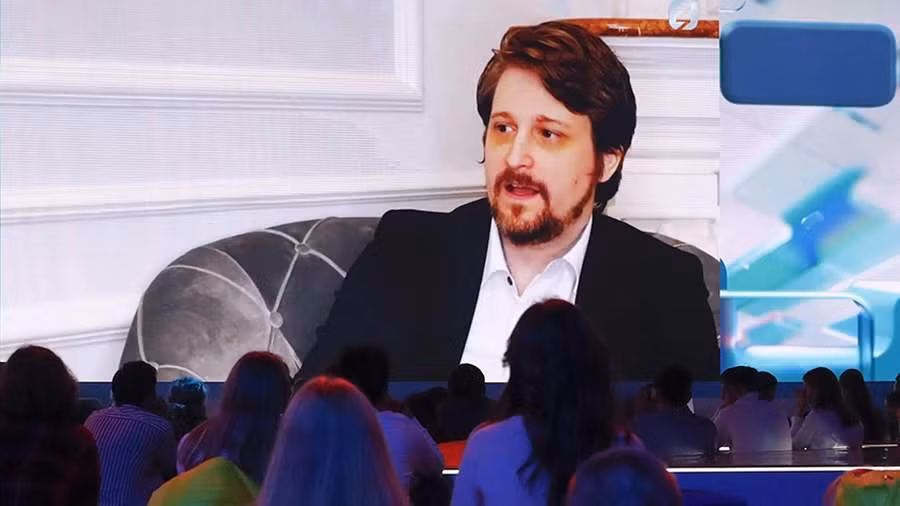 Edward Snowden (Ảnh: TASS/Artem Geodakyan)