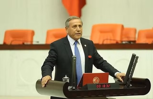 Ông Yildirim Kaya. 