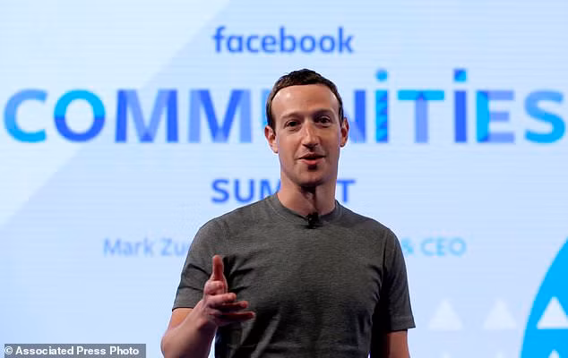 Ông chủ Facebook Mark Zuckerberg