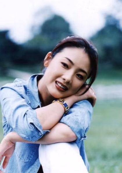 Nhan sac khuynh dao mot thoi cua 