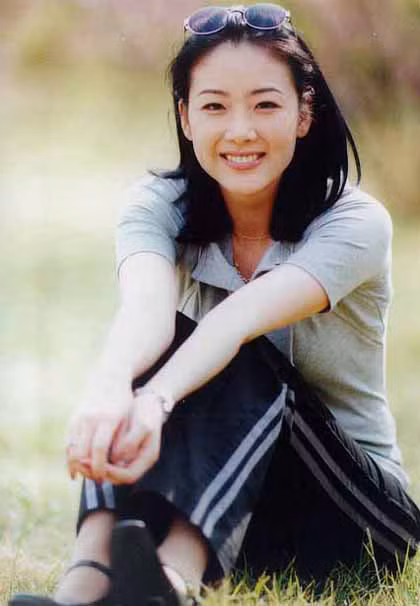 Nhan sac khuynh dao mot thoi cua 