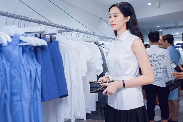 Đây cũng là hình ảnh Đặng Thu Thảo hướng tới sau 3 năm hoạt động trong làng giải trí.
