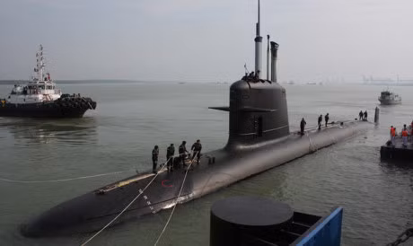 Nhieu nuoc co nguy co lo bi mat tau ngam - Anh 1