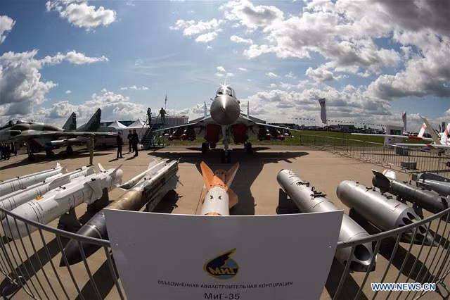Một chiến đấu cơ MiG-35.