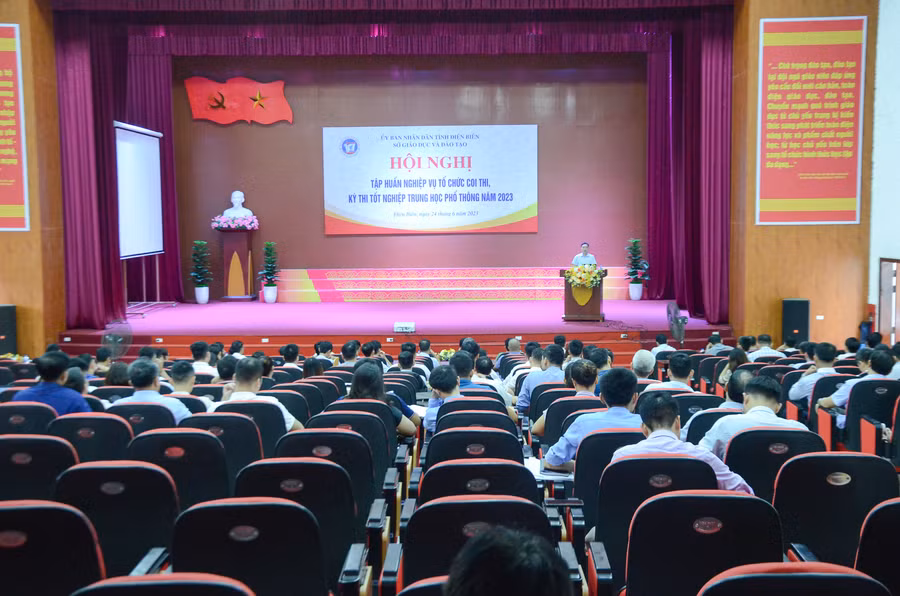 Toàn cảnh hội nghị tập huấn.