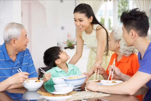 Bí quyết nhàn tênh khi vào bếp của người phụ nữ hiện đại ảnh 2