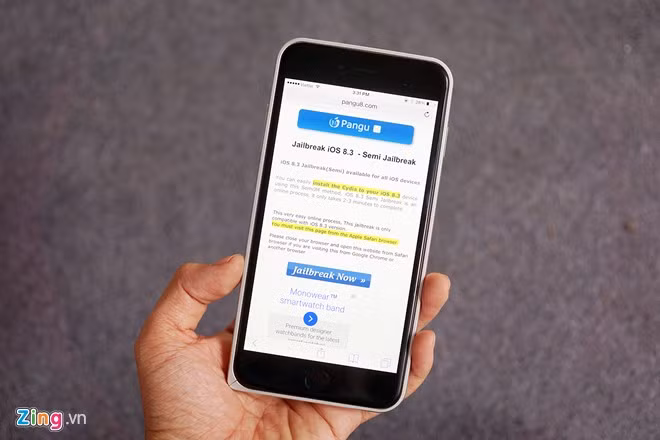 Một trong hàng trăm website cung cấp công cụ jailbreak giả mạo gây hại cho thiết bị, lừa tiền người dùng. Ảnh: Duy Tín.